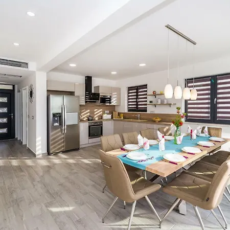 Kalinago - Private Pool - Sea View روفانجسكا